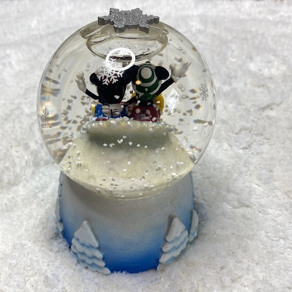 2006 Minnie Mickey Mouse Snowglobe Snow Globe Water Globe Disney Collectible - Picture 4 of 8